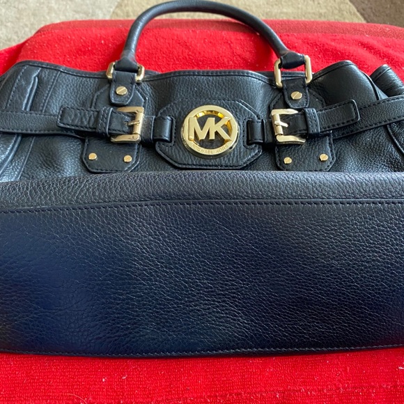 Large black leather Michael Kors purse - Picture 2 of 6